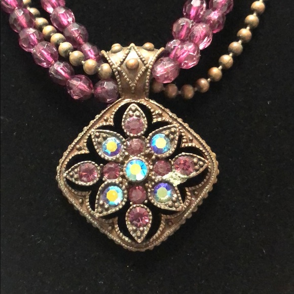 Gorgeous vintage purple and antique gold necklace - Picture 2 of 8